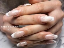 ラックス 神戸元町(LAX)/ベースありフレンチネイル