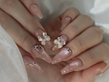 アクロ 豊中(ACRO)の写真/持込みデザインに幅広く対応できます☆高品質のチップで長さ出しOK!韓国ネイルからニュアンスまで◎
