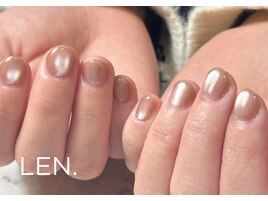 短めの爪も可愛くマグネット