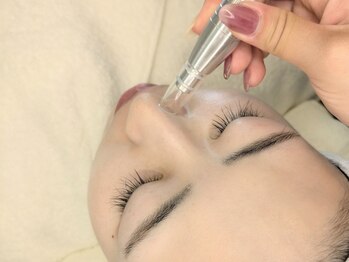 ララ オートクチュール(LALA HAUTOCOUTURE)の写真/【毛穴ケアに最適の”エンビロン”】乳酸やビタミンA導入で毛穴の奥の汚れ・黒ずみ・開きを徹底ケア★