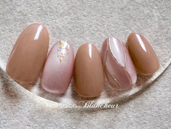 ネイルサロン ブランシュール(Nail Salon Blancheur)/シアーモカのマグネットネイル