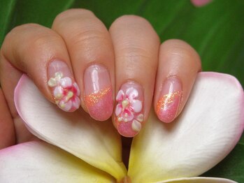 ネイルアンドスパ モンロー(MONROE)/ハイビスカスアート