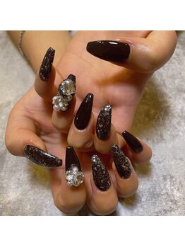 ブラウンネイル