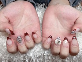 ボルドーフレンチネイル