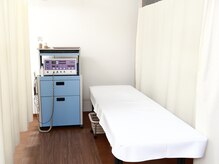 渡辺接骨院の雰囲気（半個室で他の方の目を気にせず、ゆっくり受けられます。腰痛頭痛）