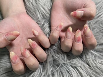 ジェルネイルシンプルアート