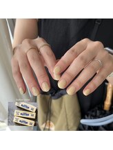 アオク(a o k .)/バター色