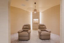 コウマスクバー(Koh Mask Bar)