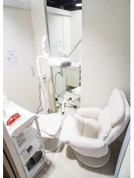 ディースズ(D.suzu)/セルフホワイトニングブース