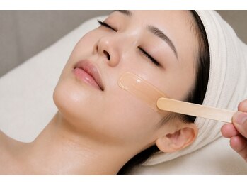 モア(MOA)の写真/【フルフェイスWAX】で気になる角質と産毛オフ！トーンアップ肌の透明感アップへ＊夏のメイク崩れにも◎