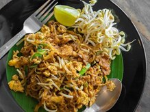 アジアンリラクゼーション ヴィラ 福岡東店(asian relaxation villa)/タイ料理：パットミーコラート