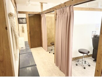 アイラッシュアンドネイル専門店 クラル 茅ヶ崎店(CURAR)/店内写真