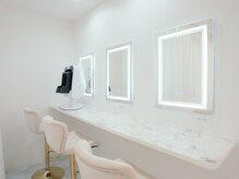 クレア(Clair)の雰囲気（お化粧直し◎ヘアアイロンもご用意しております♪）