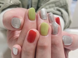 ￥7,100（一色追加毎￥500）