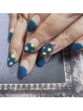 ロータス Lotus/丸フレンチネイル