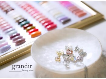 colorやpartsが豊富☆