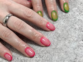 色違いネイル