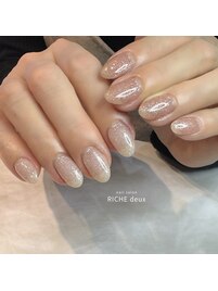 フラッシュカラーのアシメネイル