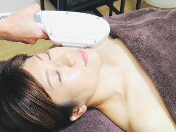 カフー(KAFUU)の写真/二子玉川【毛穴レス顔脱毛】鼻下の産毛をキレイに除去で黒いポツポツをオフしてメイクのりUP！