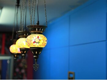 アイモンスター(eye monster。)/電球１つ１つもこだわり♪