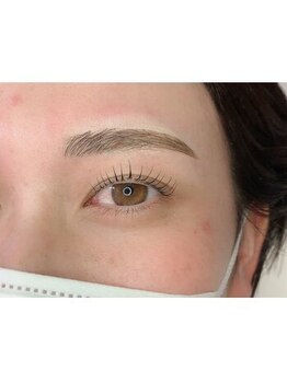 ラルジュヘアイコール(Large hair equal)/まつ毛パーマ&アイブロウ