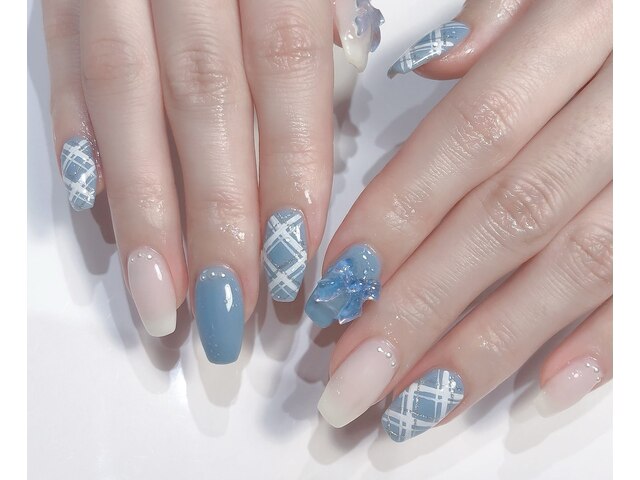 Crystal Nail Salon【クリスタルネイルサロン】