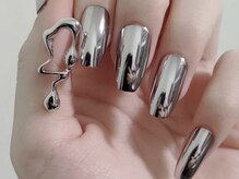 ミュウミュウ(miumiu)/冬限定ネイル特集