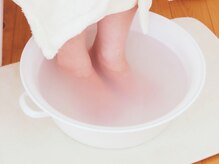 エステティック ハナ(Esthetic Hana)の雰囲気（足湯で心身ともにリラックス）