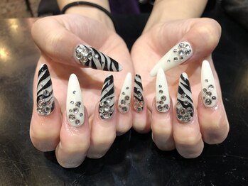 ボディ 高知店(BODY)/ゼブラ