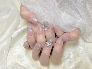 リンドネイル バイ モカ アンド ララ(Lind nail by moca and LaLa)/ラメグラデーション