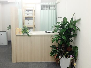 シンメトリー 上野店/店内風景【上野/御徒町/小顔】