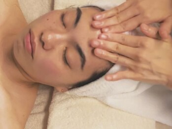 パール 表参道(Pearl)の写真/【セルラム・リアボーテフェイシャルで肌質改善】リラクゼーションも高まるサロンならではのお肌ケアを◆