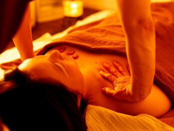 プラーナ こうさか(Prana)の写真/【全身オイルトリートメント】100%天然の精油25種類からその日のお疲れに合わせフレッシュにブレンド！