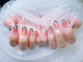 スイカのデザインネイル