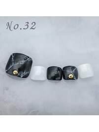 フットネイル：No.32