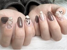 フルーヴ(Fleuve)の雰囲気(毎月、時期に応じた定額ネイルを準備しております)