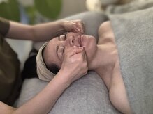 サロンドカラン(Salon de Calin)/凝り固まった顔もいた気持ち良く