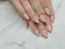 フランセス(Frances)/ネックレス風アート