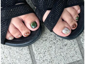セリーンネイル(Serene Nail)/フット10本デザイン ¥10.000円