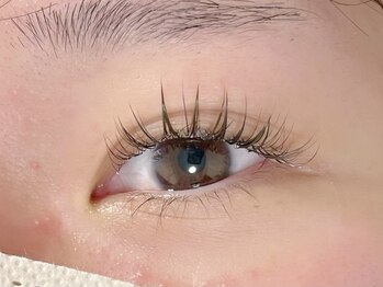 ラヴィールアイズ(Raviur eye's)/パリエク