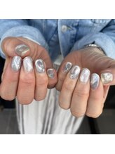 トータルサロン 白べぇーっ プラス/水色ネイル