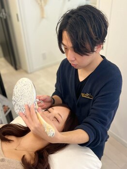 コクア(KOKUA)/アイブロウ施術中です♪