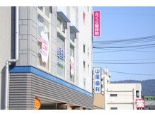 JR奈良駅徒歩3分☆こちらのビルの３階になります。