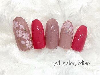 ミコ(Miko)/春のフラワーデザイン