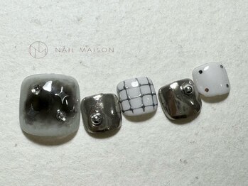 ネイルメゾン 梅田(NAIL MAISON)/ホワイトミラーシルバー