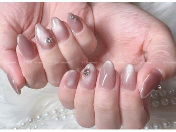 マグロ ネイルサロン/