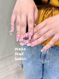 ピンク　チークネイル　リボン