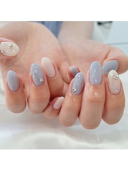 ジュベルビューティー(Jebel Beauty)/小さめVカットストーン♪