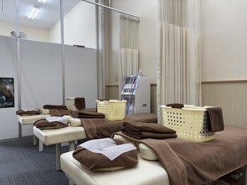 クレーン整骨院 石巻中里店の写真/姿勢を整え、疲れにくい健康的な美ボディに導きます！他にもマッサージや骨盤矯正等幅広くご用意★