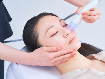 ベベ 大阪中央店(Be’be’)の写真/【しつこい毛穴の悩み、抱えてませんか？】夏の皮脂・毛穴汚れに！透明感UPの肌質改善ケア